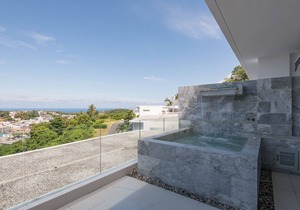 Kata Luxury TwoBedroom Stunning Seaview