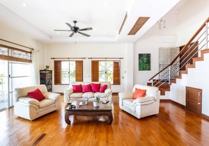 KTV- Sea view pool villa in Kata for 10 people, Big Buddha views