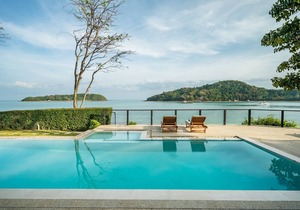 Oceanfront private pool villa with maid and cook