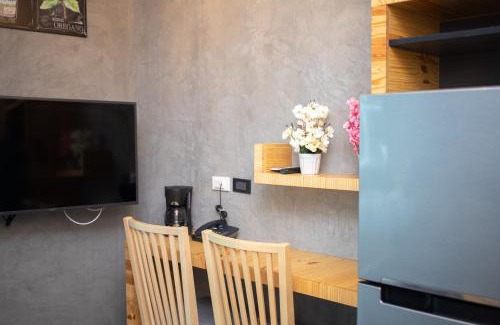 Nai Harn Apartment | Студия 10 минут до моря Windy A305 от IBG Property