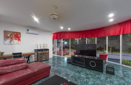 Chalong Villa | 1000 m² Villa ∙ 10 bedrooms ∙ 24 guests