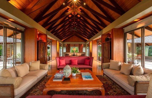 Choeng Thale Villa | 1300 m² Villa ∙ 5 bedrooms ∙ 16 guests
