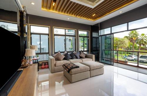 Kathu Villa | 3,5BR Luxury Villa Kathu 10min til Patong Beach