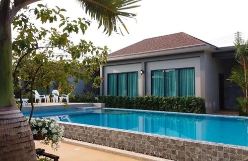 Chalong Bed & Breakfast | 32 m² Bed and breakfast ∙ 4 guests