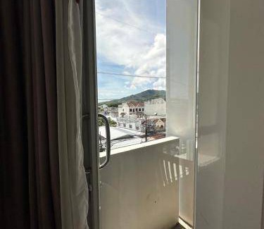 Chalong Bed & Breakfast | Bed and breakfast ∙ 2 guests