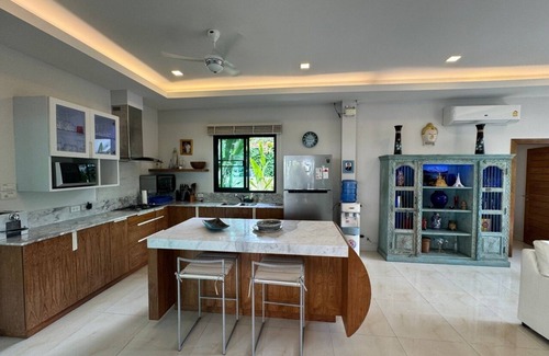 Rawai Villa | Bluebird tropical pool villa 2BR