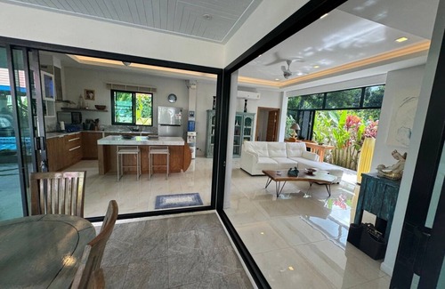 Rawai Villa | Bluebird tropical pool villa 2BR