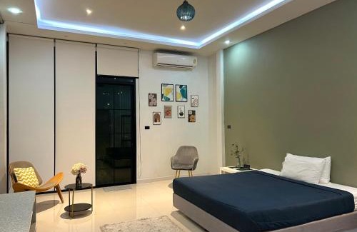 Ban Lo Long House | Ellie House Phuket Old Town