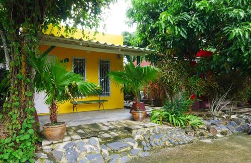 Chalong Resort | Forest Bungalows & Mama's Restaurant