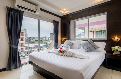 Patong Hotel | Hallo Patong Hotel(SHA Certified)