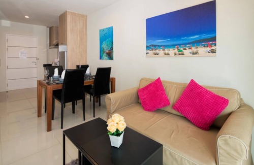 Patong Apartment | Holiday apartment in Patong- great amenities, walk to the beach