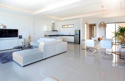Kata Villa | Kata Beach 3 bedroom Penthouse