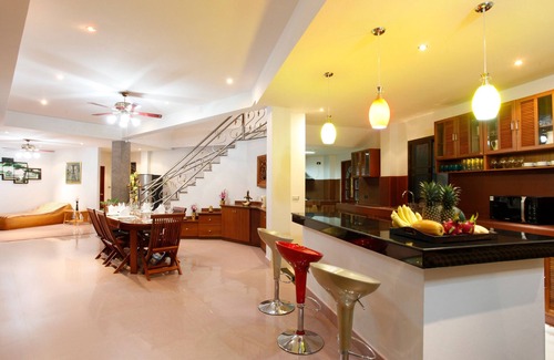 Kata Villa | Kata Sea View Luxury Villa /Pool & Chef