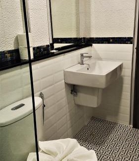 Nanai Road Hotel | La Capannina Hotel Patong