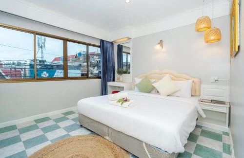 Patong Hotel | Patong Social Hotel & Restaurant