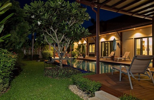 Rawai Villa | POOL VILLA ATARATA 3BR NAI HARN BEACH
