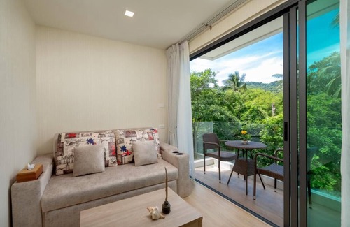 Kata Resort | S6- Deluxe sea view