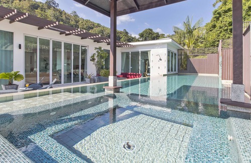 Kamala Villa | Spectacular 3 Bedroom Private Pool Sea View