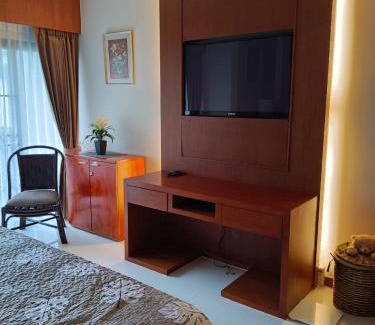 Laguna Apartment | Stylish seaside Apartment on Laguna GOLF Course