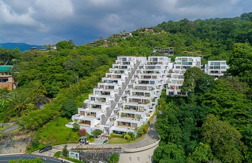 Kamala Hotel | The Plantation B7 Apartment