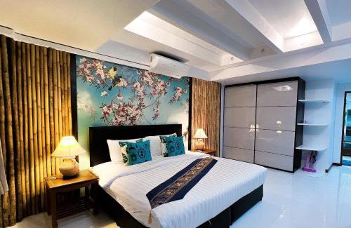 Nai Harn Apartment | The Sands 3 Bedrooms Beachside Apartment in Naiharn