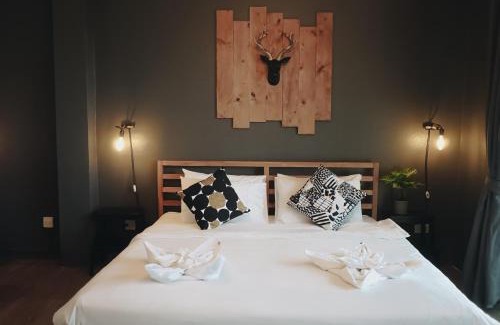 Karon House | Thira House