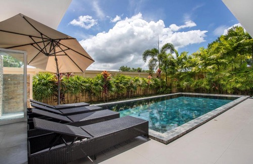 Chalong Villa | Villa Dragon Back D