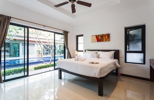 Rawai Hotel | Villa Frangipani @ Nai Harn