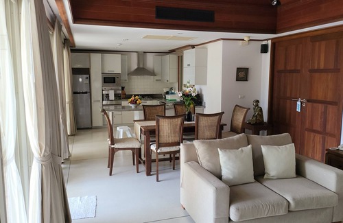 Kata Villa | Villa Mauao - Luxury Villa in Katamanda Estate, Kata, Phuket