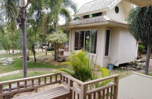 Pak Nam Pran Resort | ขวัญใจปราณ รีสอร์ท