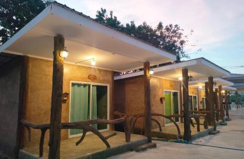 Pak Nam Pran Resort | ขวัญใจปราณ รีสอร์ท