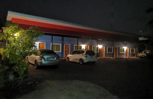 Chalong Bed & Breakfast | นิวเวฟภูเก็ต