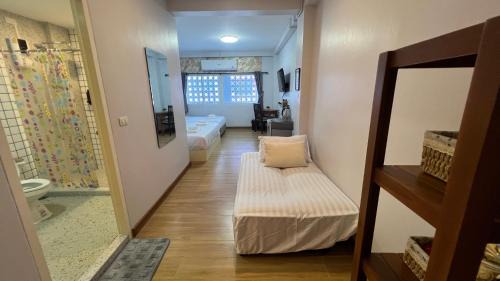 Sattahip Hotel | บ้านตลาด สัตหีบ