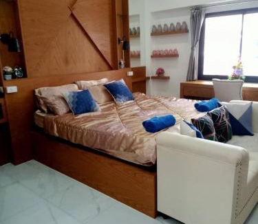 South Pattaya Villa | บ้านมีสุข จอมเทียน พูลวิลล่า