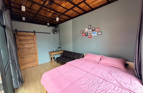Thong Pha Phum House | ภารินเฮ้าส์ บ้านอีต่อง