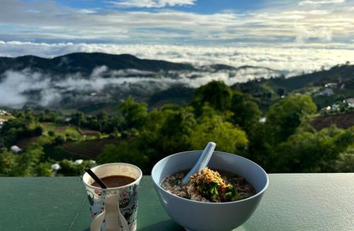 Mae Rim Hotel | มิราด้า