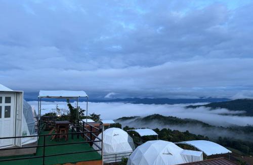 Mae Rim Hotel | มิราด้า