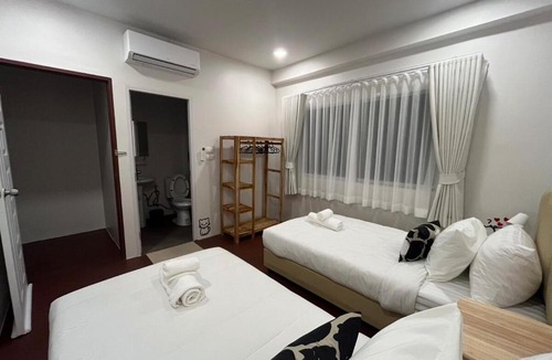 Talat Yai Villa | อาโป๋เฮ้าส์ ทาวน์โฮมสไตล์มินิมอล ใจกลางเมืองภูเก็ต