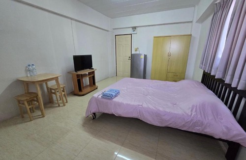 Mueang Samut Prakan District Apartment | เดอะสตาร์เพลส The Star Place