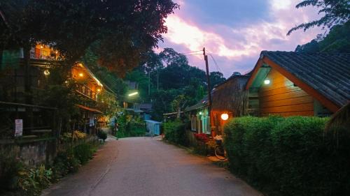 Mae On House | แม่อุ๊ยที่พักติดน้ำ&mae oui next to the water