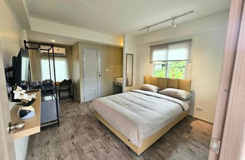 Mueang Samut Prakan District Apartment | โรงแรมดีรูม D Room