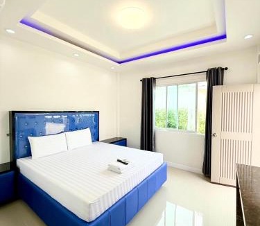 Mueang Samut Prakan District Hotel | โรงแรมนีโอรีสอร์ท