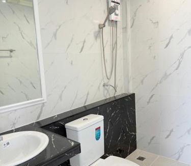 Mueang Samut Prakan District Hotel | โรงแรมนีโอรีสอร์ท