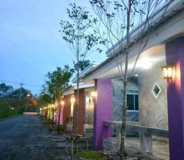 Nakhon Nayok Hotel | โรงแรมบ้านสวนบางภูมิ
