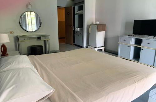 Lampang Hotel | โรงแรมพิณ