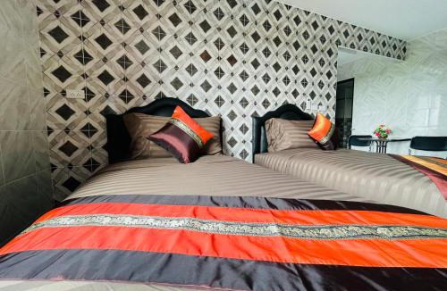Phanat Nikhom Hotel | โรงแรมเรือนคุณเล็ก กานต์สินี