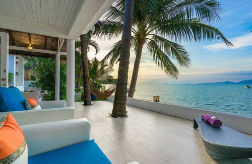 Bophut Villa | 1 Bedroom Beach Front Villa Bangrak