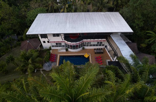 Chalong Villa | 1000 m² Villa ∙ 10 bedrooms ∙ 24 guests