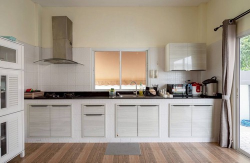 Pong Villa | 12 BR Blue Lake Residences Pattaya - Mabprachan Lake