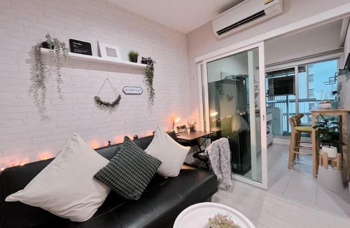 Thon Buri Apartment | 1BR Walk 1min to BTS 3min Mall Tapra WiFi 500MB